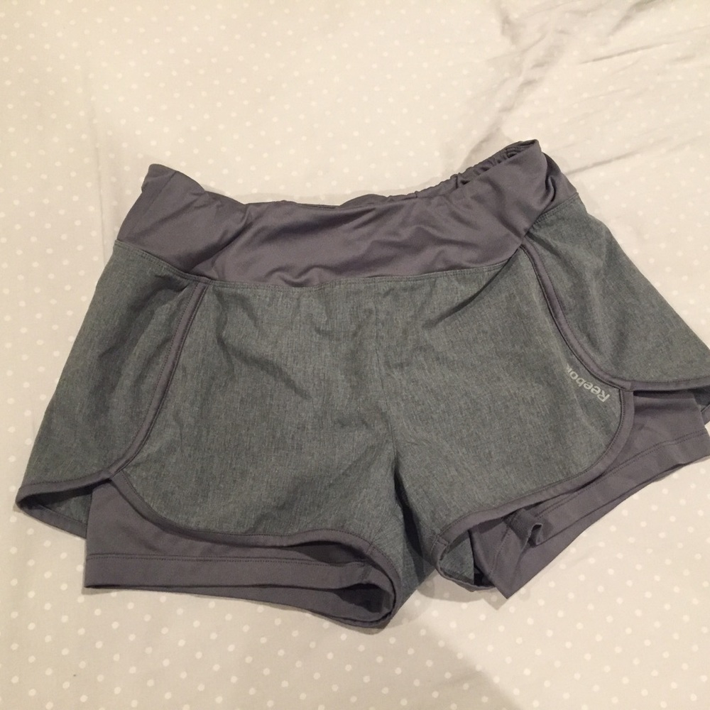 Reebok running shorts size medium